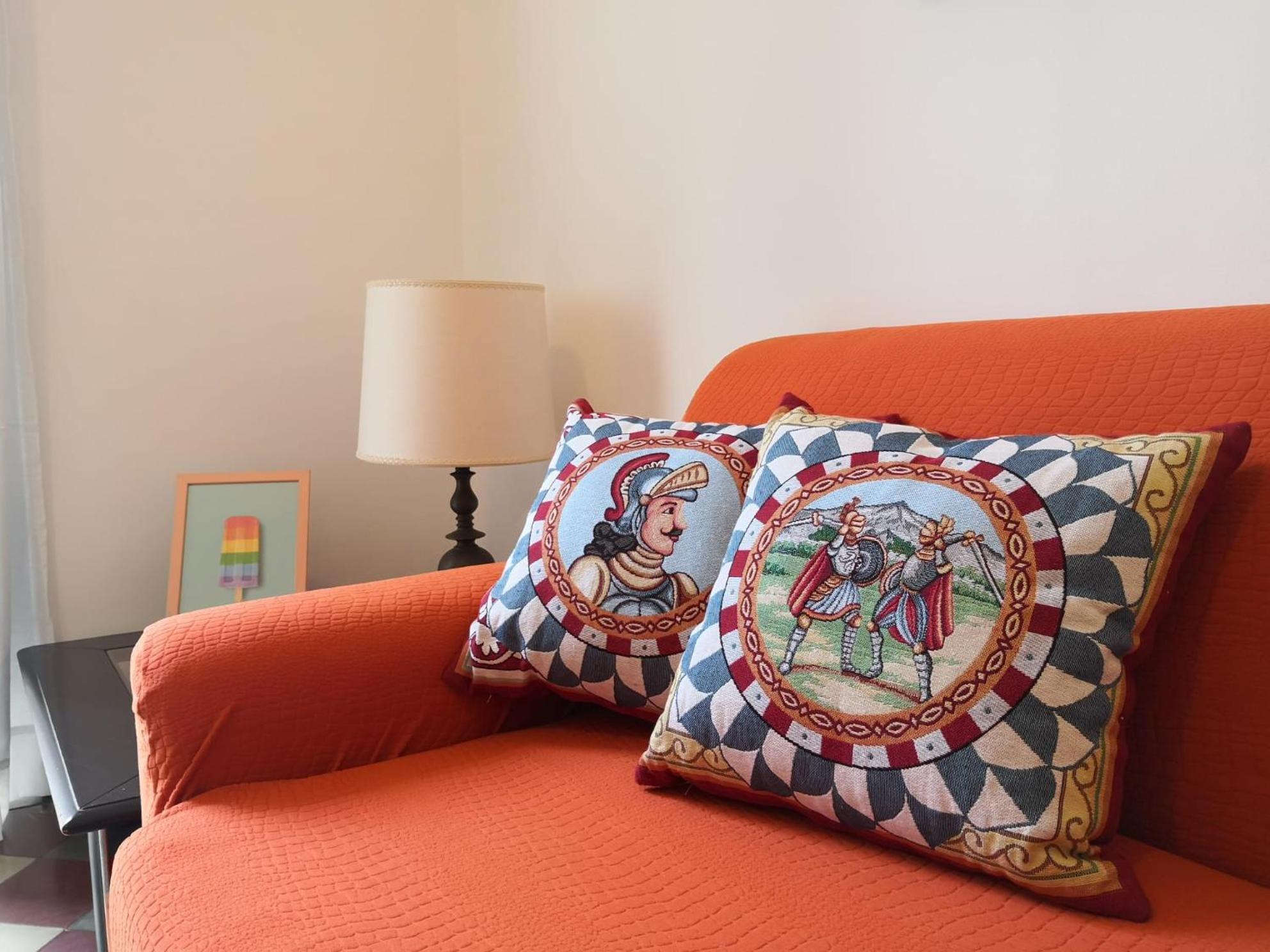 Andrea'S Guesthouse カターニア エクステリア 写真