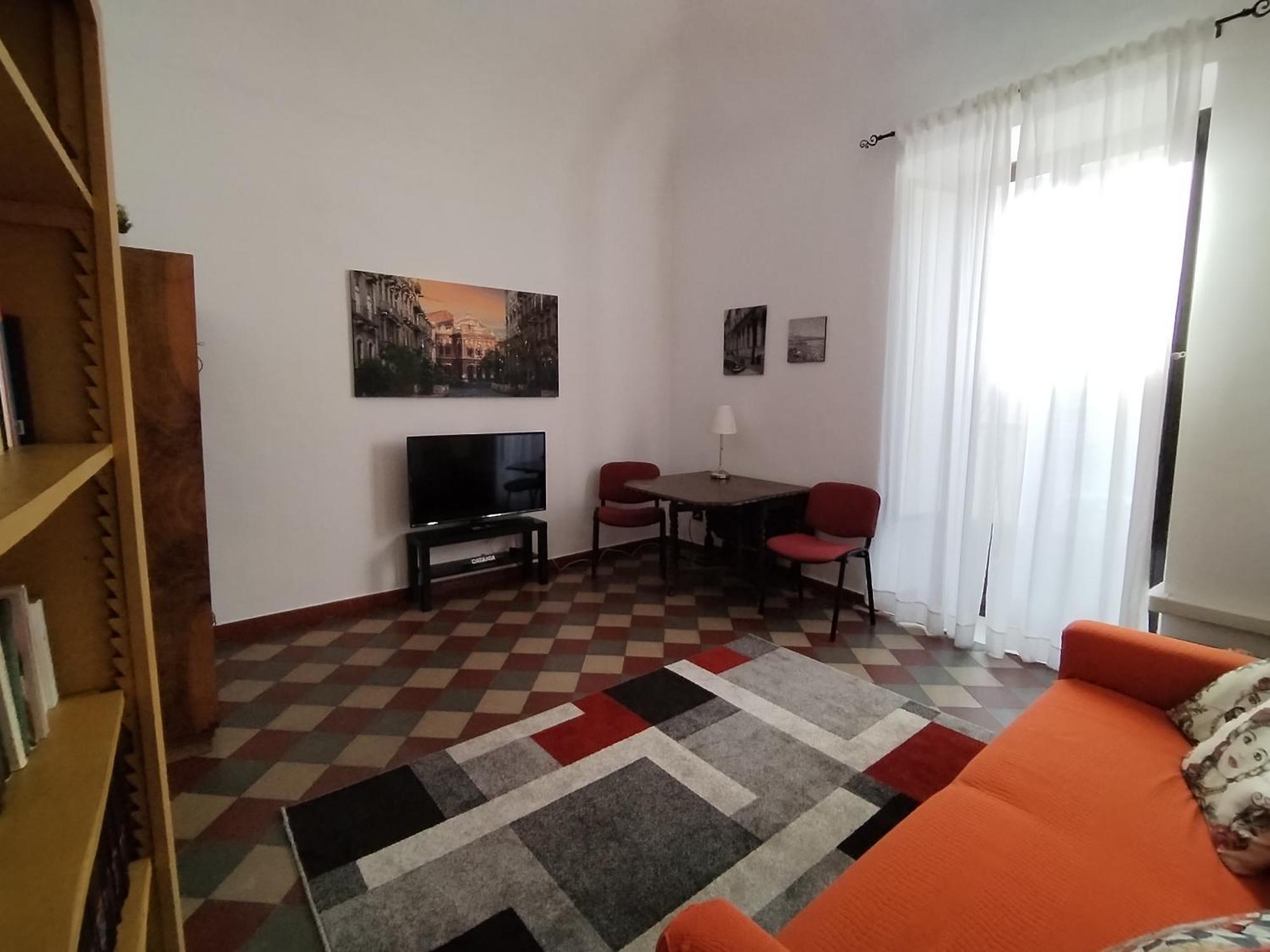 Andrea'S Guesthouse カターニア エクステリア 写真